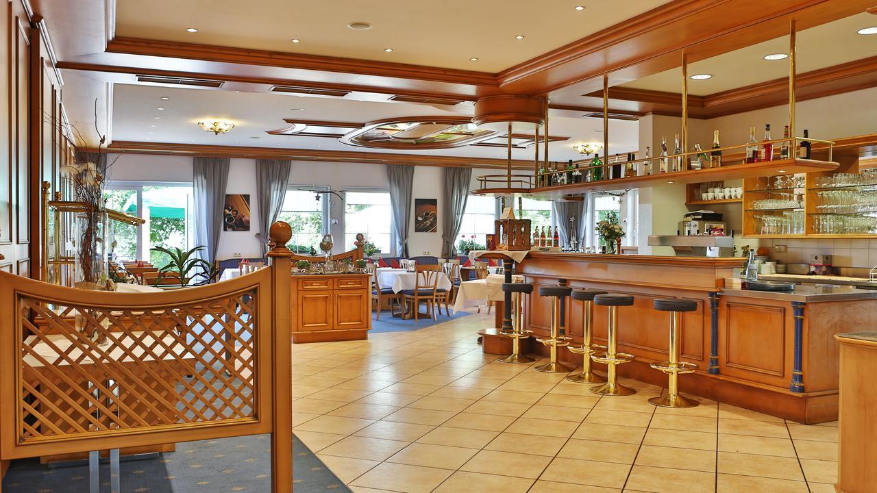 Hotel Alznauer Hof Gomaringen Εξωτερικό φωτογραφία