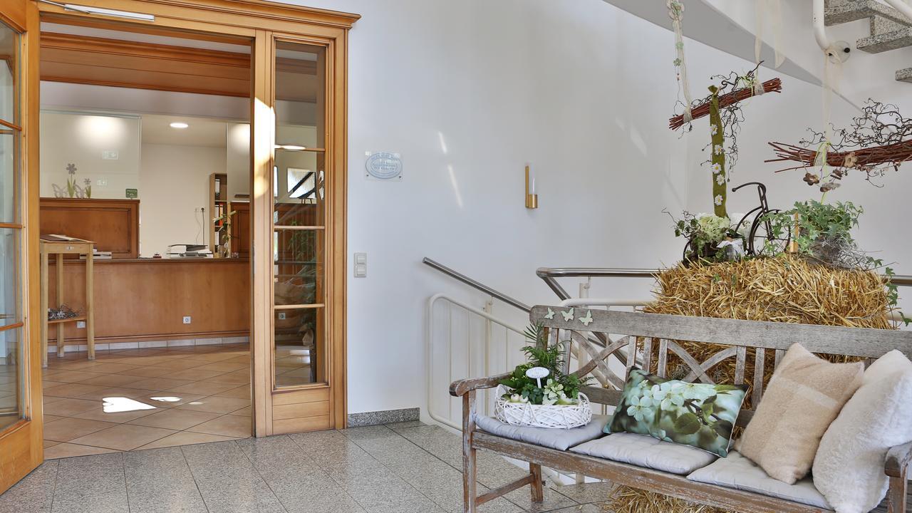 Hotel Alznauer Hof Gomaringen Εξωτερικό φωτογραφία
